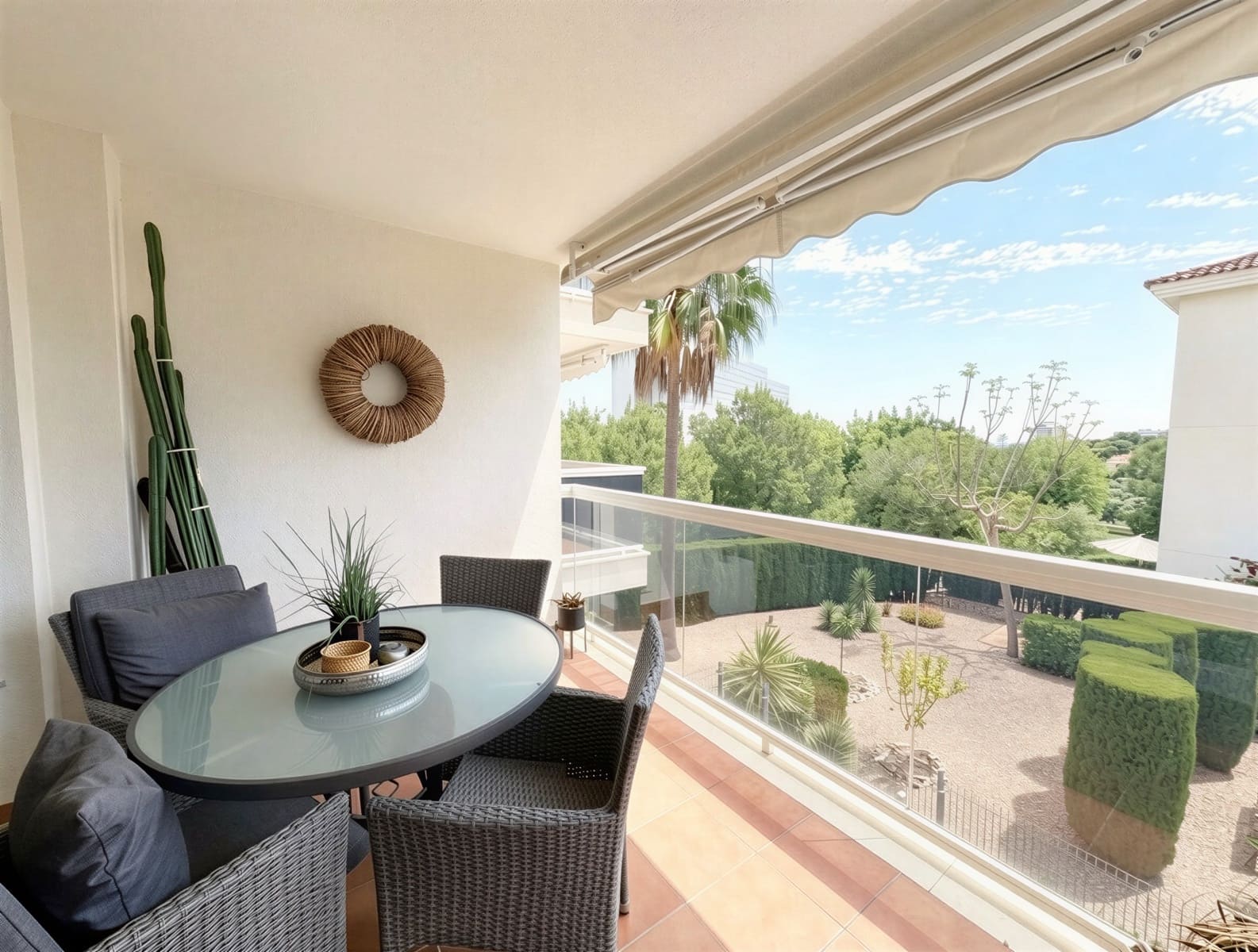2 bedroom Apartment for sale in Calas de Mallorca with pool garage - € 359,000 (Ref: 9834550)