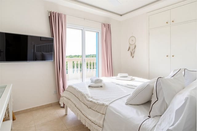 3 sypialnia Willa na sprzedaż w Cala Pi, Llucmajor z basenem garażem - 2 490 000 € (Ref: 9841857)