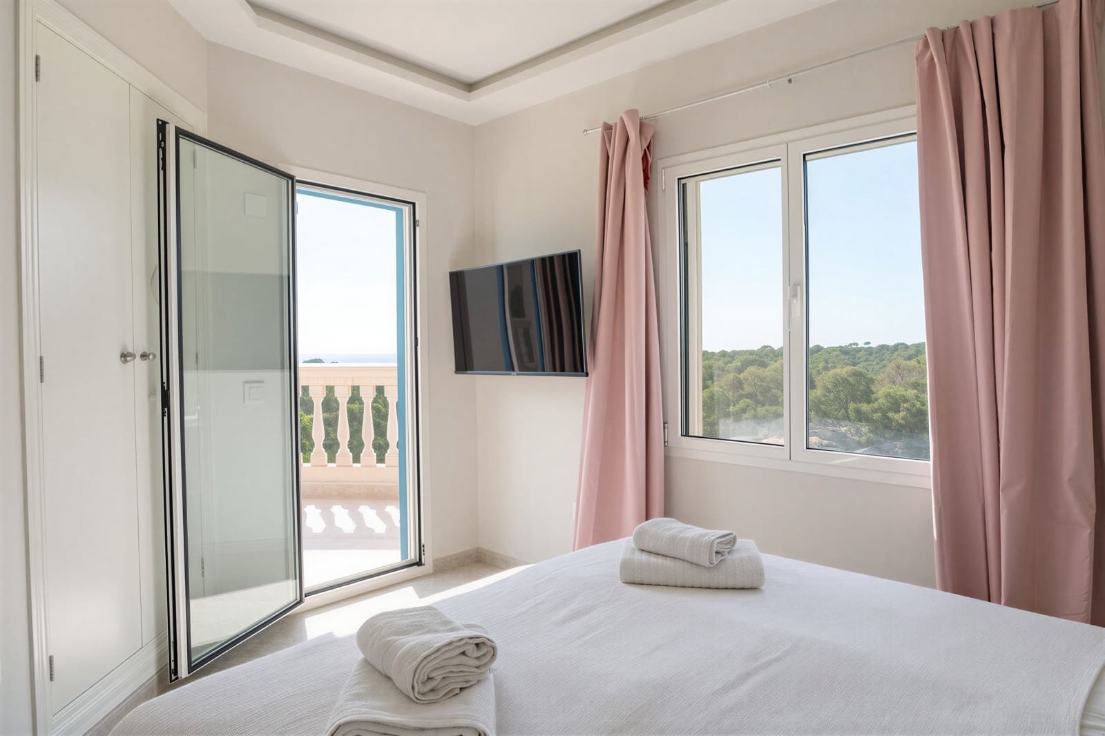 3 sypialnia Willa na sprzedaż w Cala Pi z basenem garażem - 2 490 000 € (Ref: 9841857)
