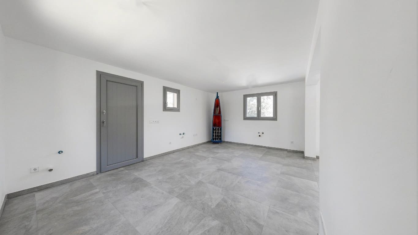 4 bedroom Villa for sale in Porto Petro with pool garage - € 1,400,000 (Ref: 9841858)