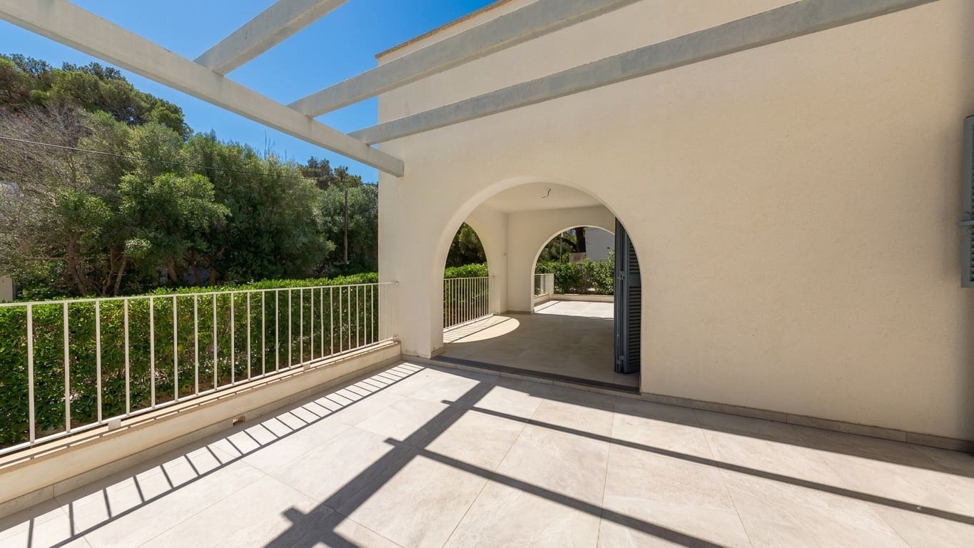 4 bedroom Villa for sale in Porto Petro with pool garage - € 1,400,000 (Ref: 9841858)