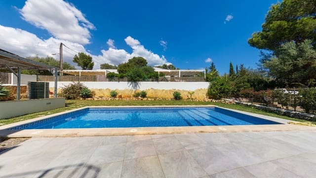4 chambre Villa/Maison à vendre à Porto Petro, Santanyí avec piscine garage - 1 400 000 € (Ref: 9841858)