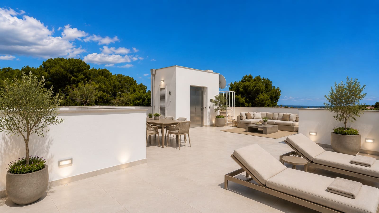 4 bedroom Villa for sale in Porto Petro with pool garage - € 1,400,000 (Ref: 9841858)