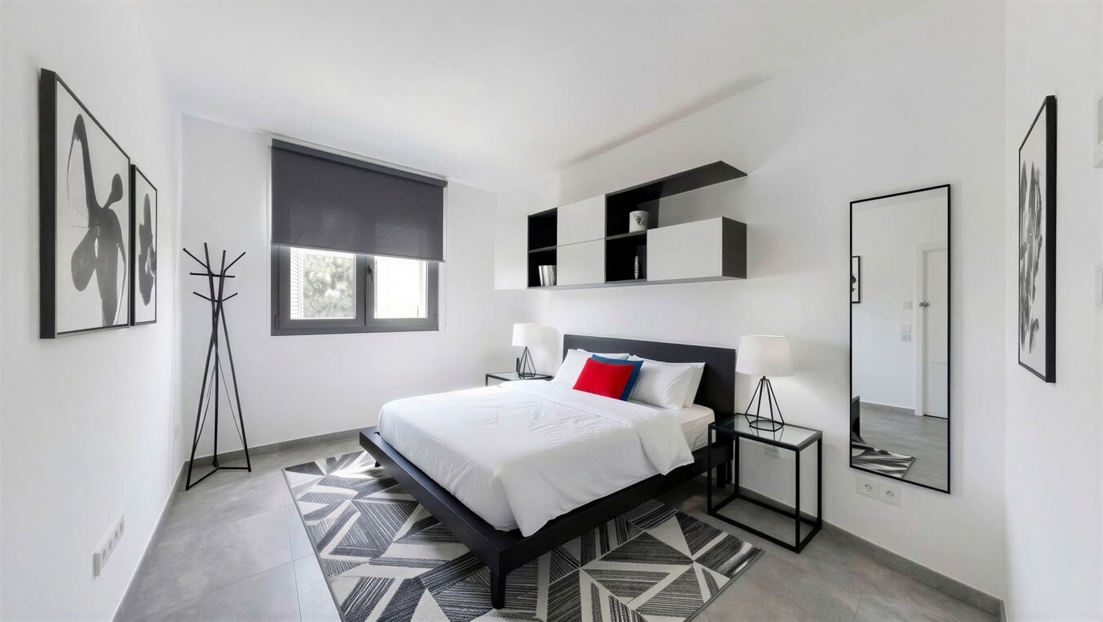 4 bedroom Villa for sale in Porto Petro with pool garage - € 1,400,000 (Ref: 9841858)