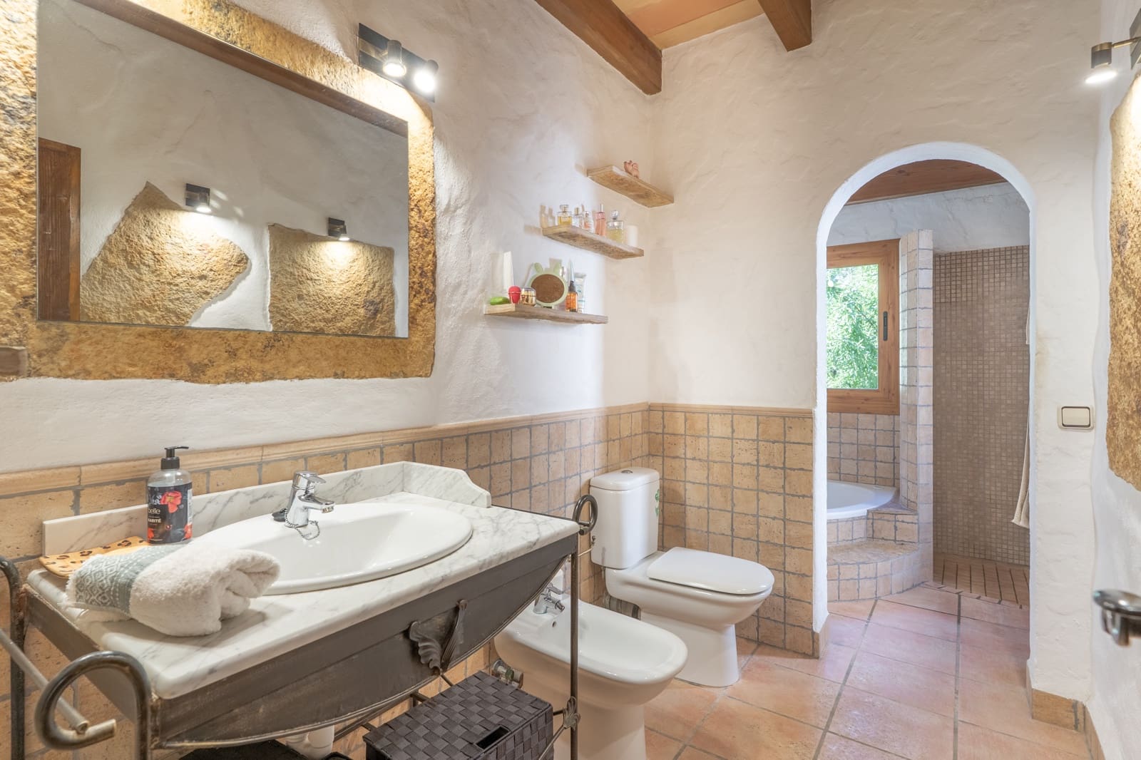 4 soveværelse Finca/Landehus til salg i Palmanova - € 1.350.000 (Ref: 9842100)
