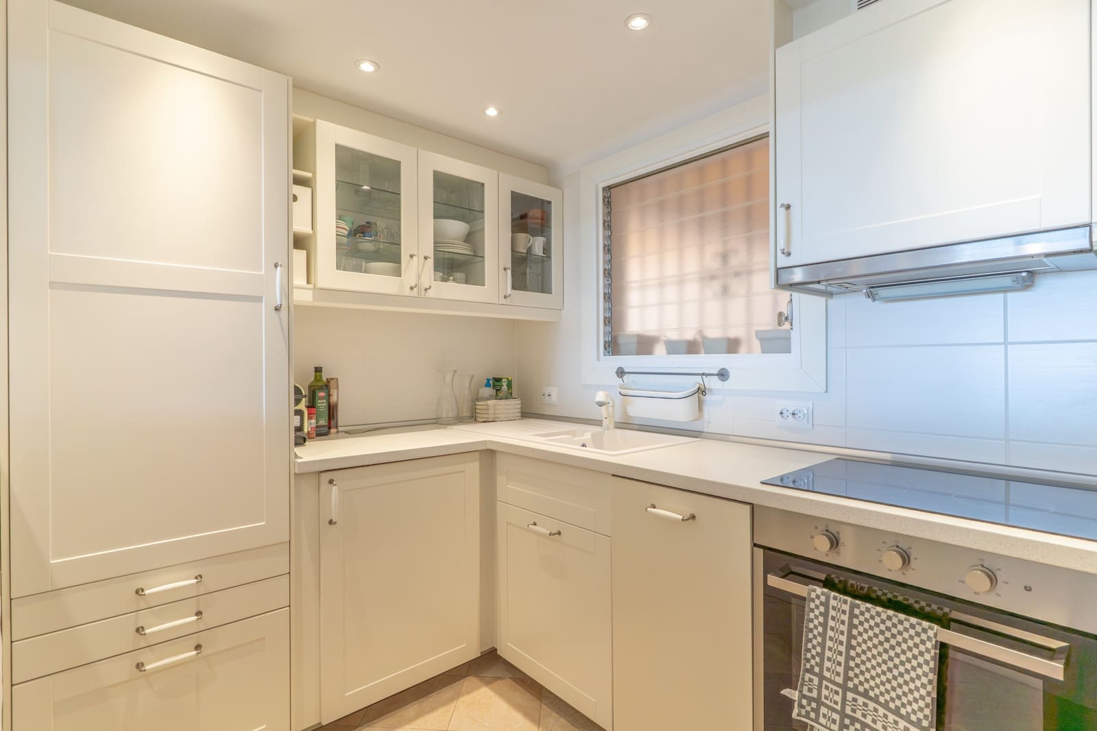 2 bedroom Apartment for sale in Peguera / Paguera with pool - € 795,000 (Ref: 9848905)