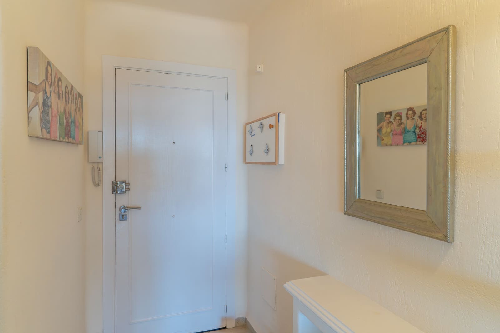 2 bedroom Apartment for sale in Peguera / Paguera with pool - € 795,000 (Ref: 9848905)