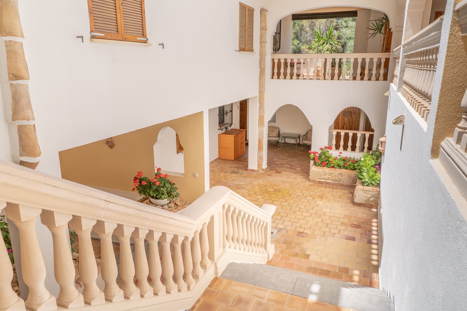 2 bedroom Apartment for sale in Peguera / Paguera with pool - € 795,000 (Ref: 9848905)