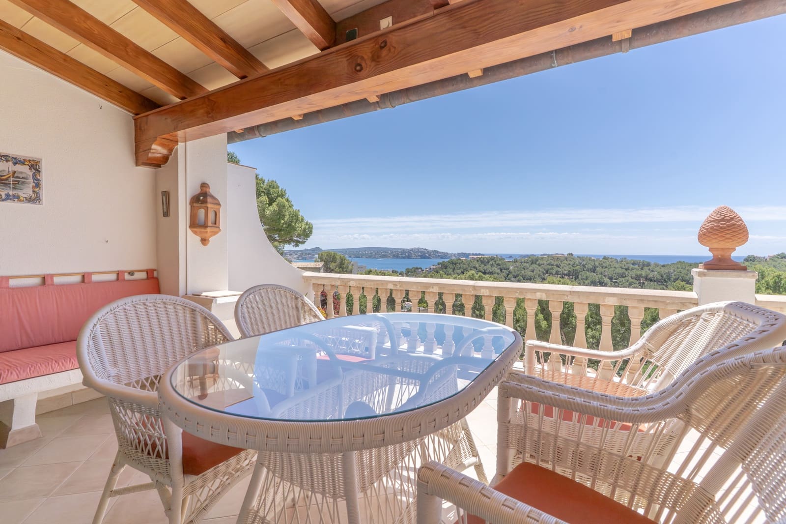 2 bedroom Apartment for sale in Peguera / Paguera with pool - € 795,000 (Ref: 9848905)