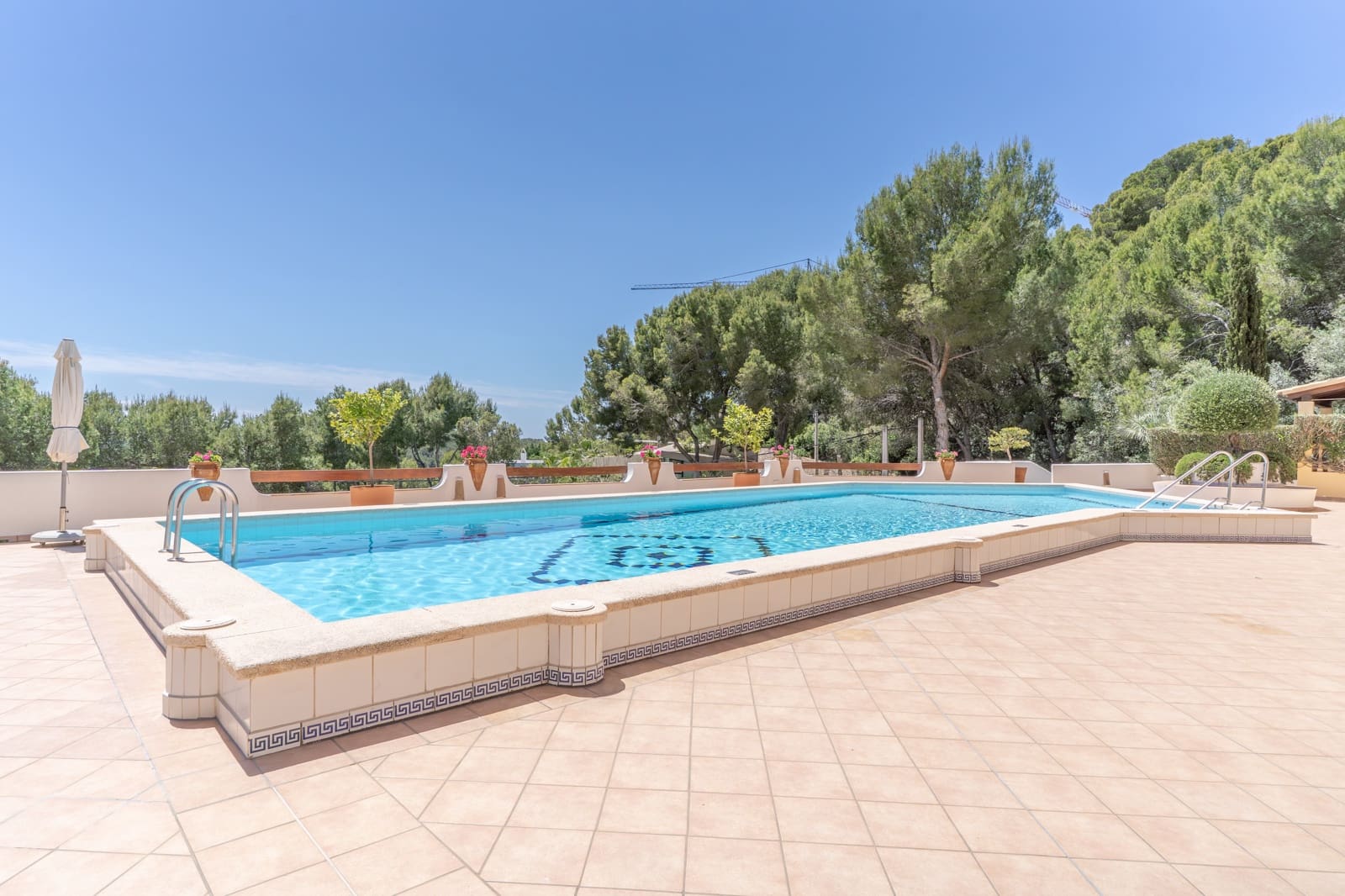 2 bedroom Apartment for sale in Peguera / Paguera with pool - € 795,000 (Ref: 9848905)