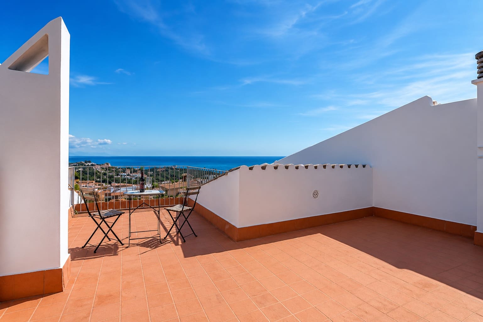 3 bedroom Terraced Villa for sale in Genova with pool garage - € 1,500,000 (Ref: 9848906)