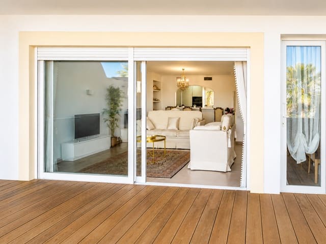 3 soverom Rekkehus til salgs i Genova, Palma de Mallorca med svømmebasseng garasje - € 1 500 000 (Ref: 9848906)
