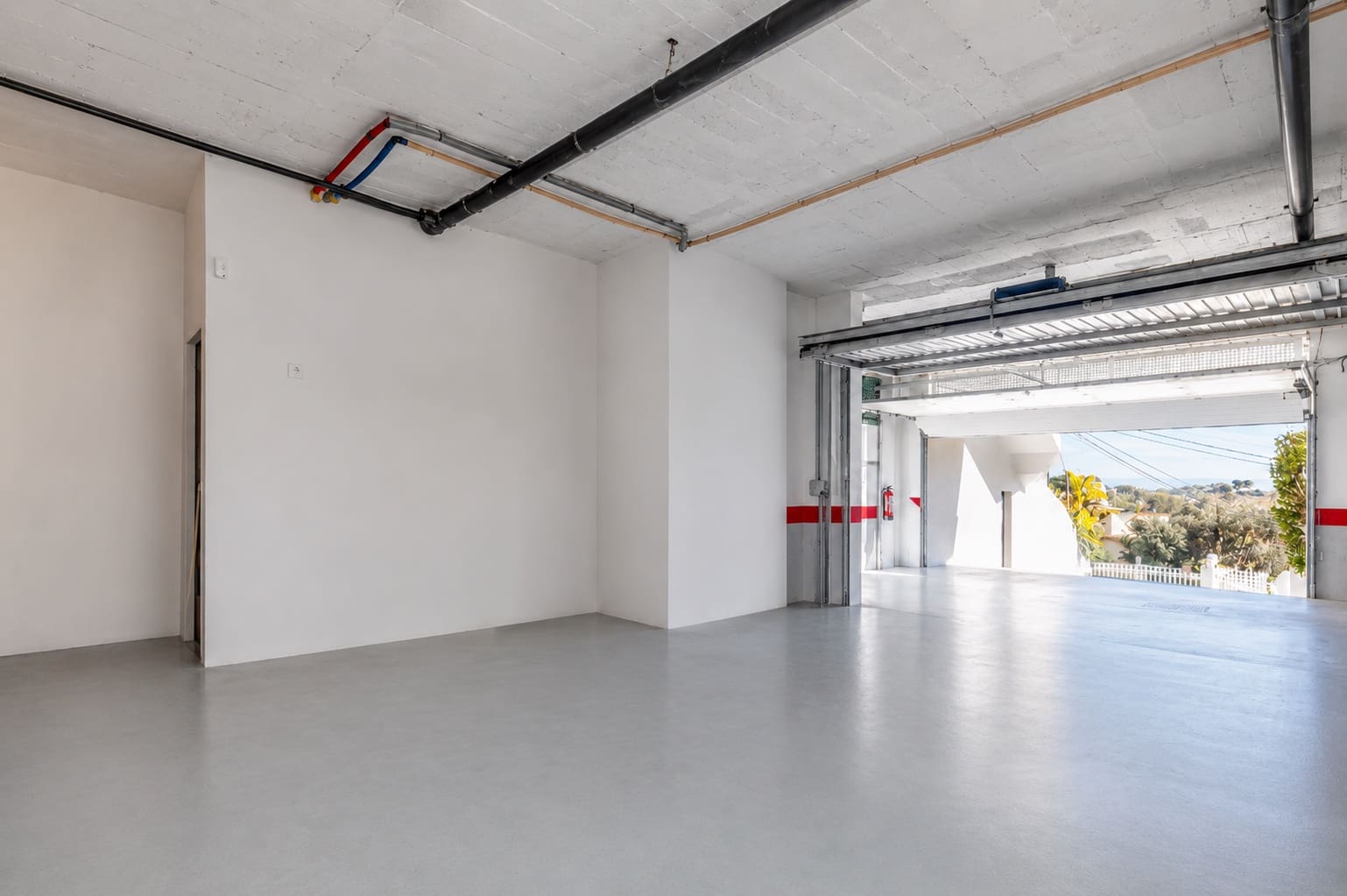 3 bedroom Terraced Villa for sale in Genova with pool garage - € 1,500,000 (Ref: 9848906)