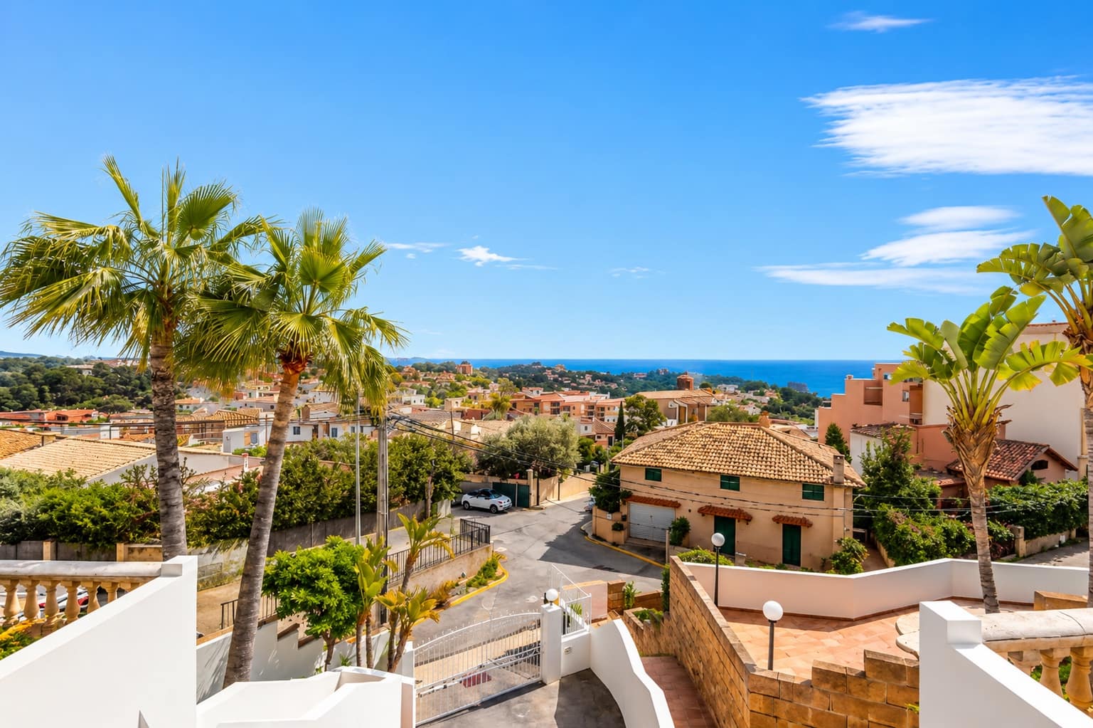 3 bedroom Terraced Villa for sale in Genova with pool garage - € 1,500,000 (Ref: 9848906)