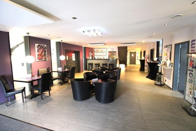 Virksomhed til salg i Playa Levante, Benidorm med garage - € 2.600.000 (Ref: 9854605)