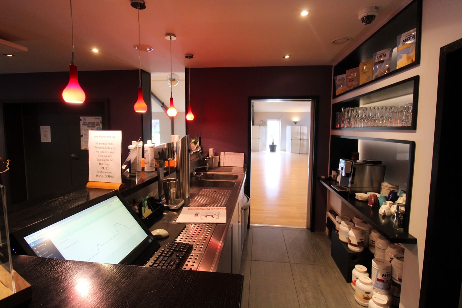 Virksomhed til salg i Benidorm med garage - € 2.600.000 (Ref: 9854605)