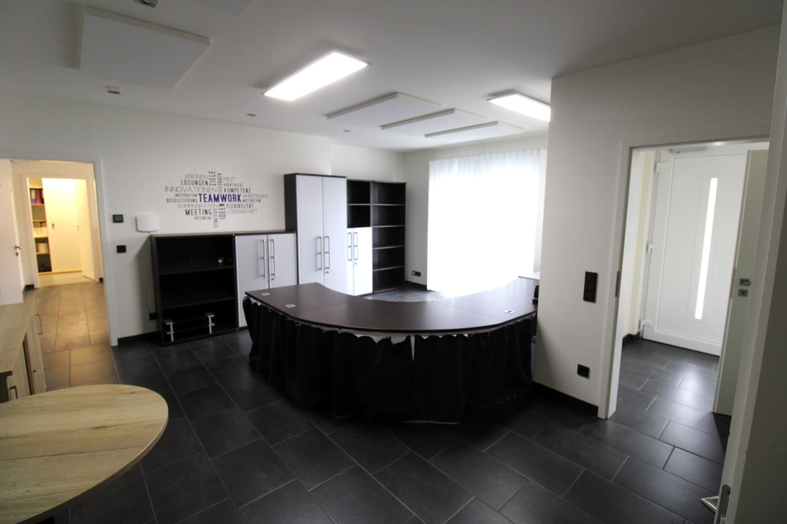 Virksomhed til salg i Benidorm med garage - € 2.600.000 (Ref: 9854605)