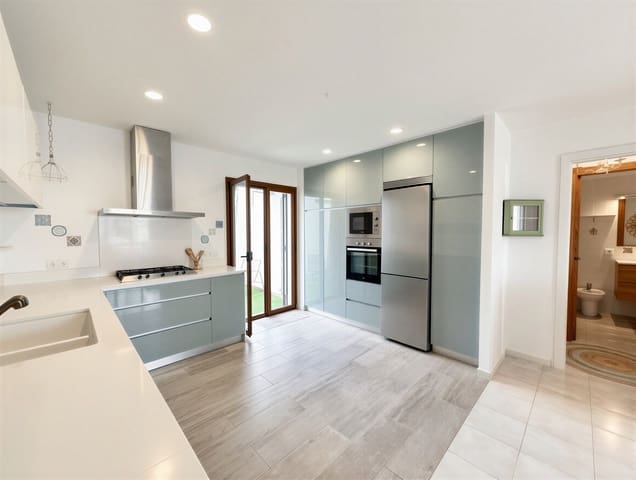 3 soverom Leilighet til salgs i Cala Figuera, Santanyí med garasje - € 365 000 (Ref: 9858622)