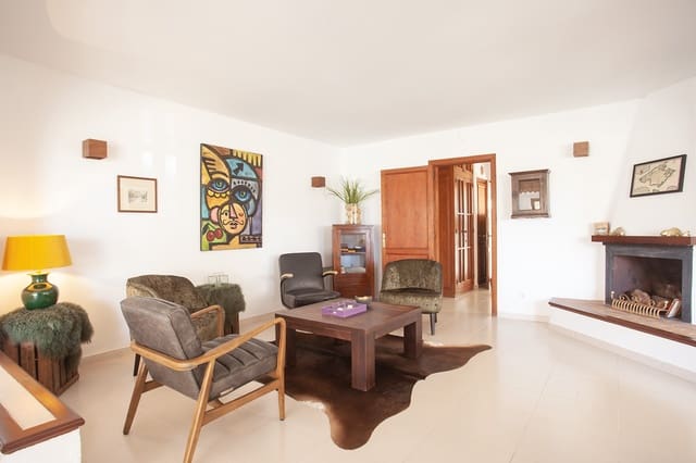 6 sovrum Villa till salu i Capdepera med pool garage - 1 870 000 € (Ref: 9858921)