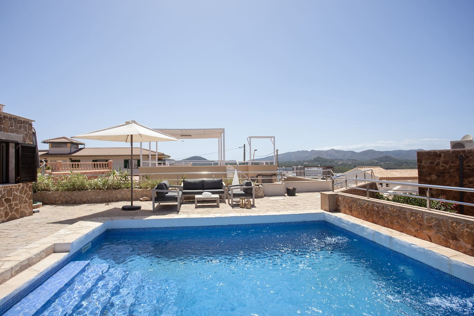 6 sovrum Villa till salu i Capdepera med pool garage - 1 870 000 € (Ref: 9858921)