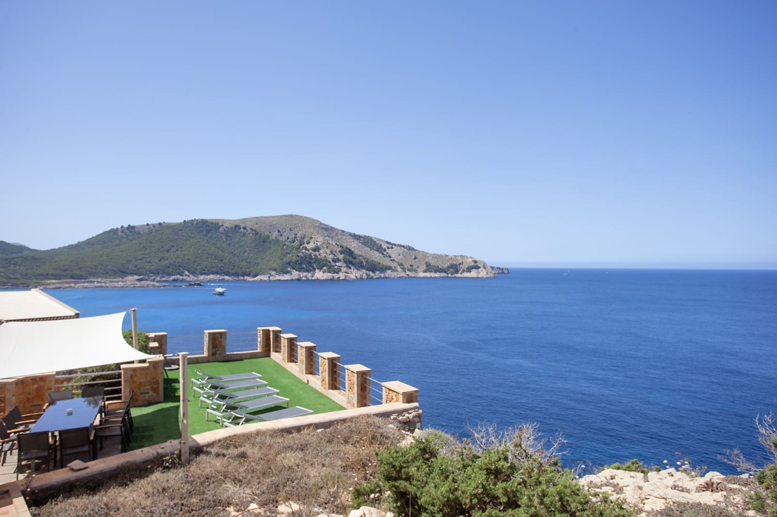 6 sovrum Villa till salu i Capdepera med pool garage - 1 870 000 € (Ref: 9858921)