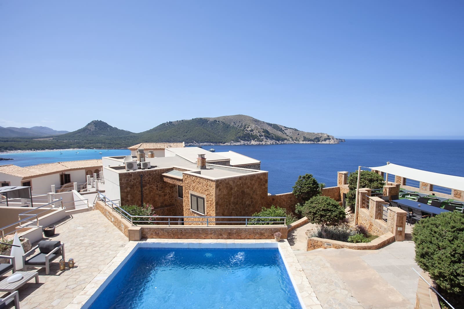 6 sovrum Villa till salu i Capdepera med pool garage - 1 870 000 € (Ref: 9858921)