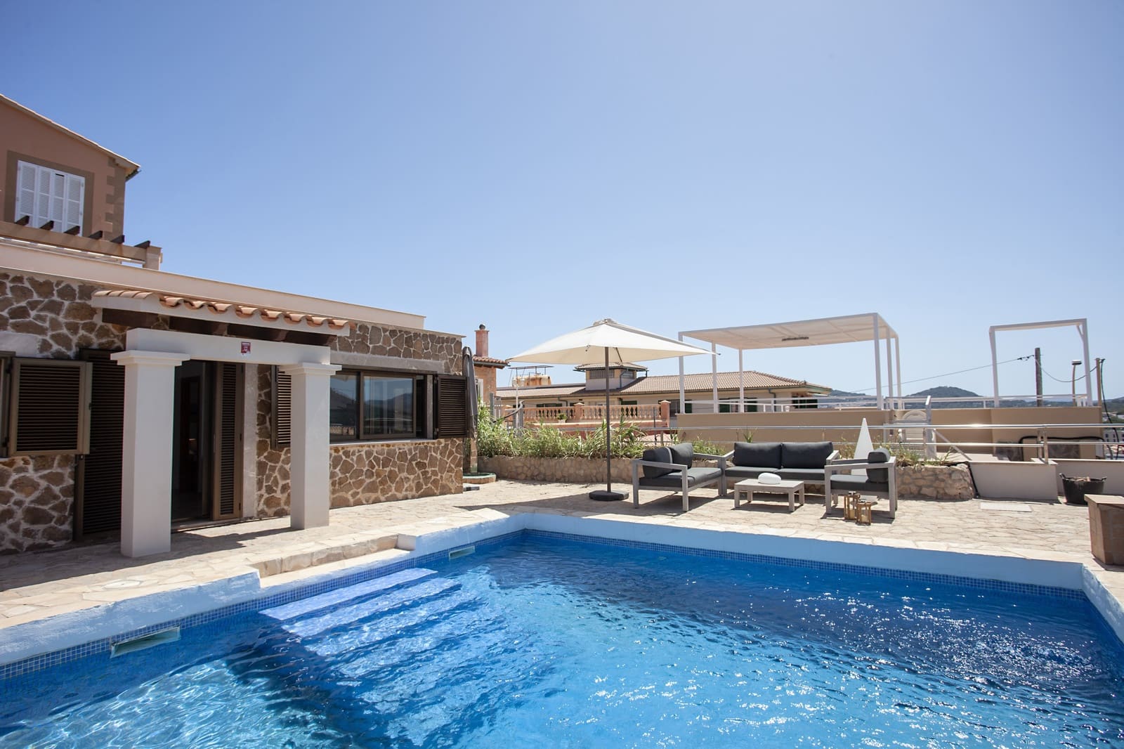 6 sovrum Villa till salu i Capdepera med pool garage - 1 870 000 € (Ref: 9858921)