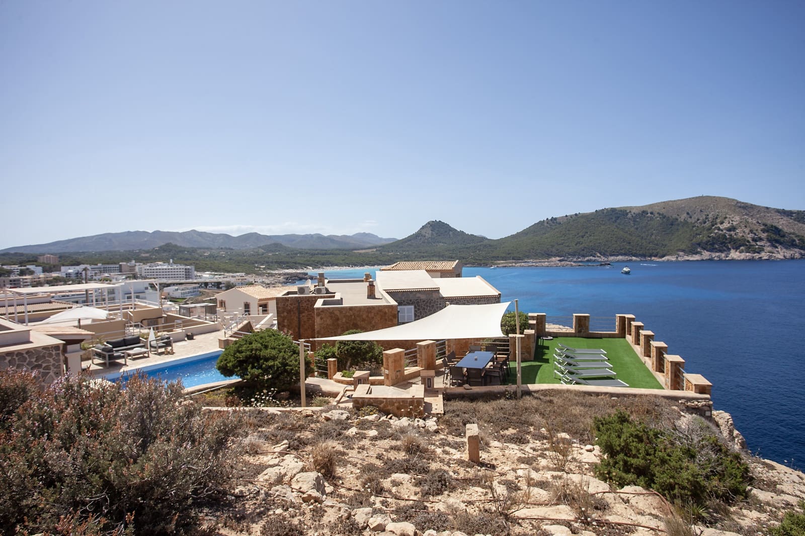 6 sovrum Villa till salu i Capdepera med pool garage - 1 870 000 € (Ref: 9858921)