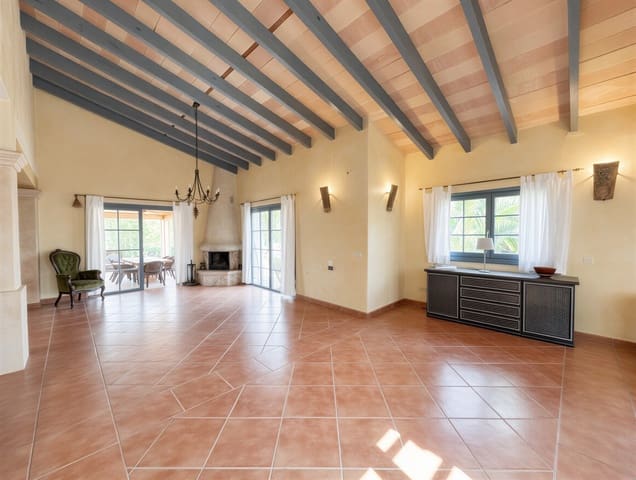 4 soveværelse Finca/Landehus til salg i Andratx med swimmingpool garage - € 1.650.000 (Ref: 9863632)