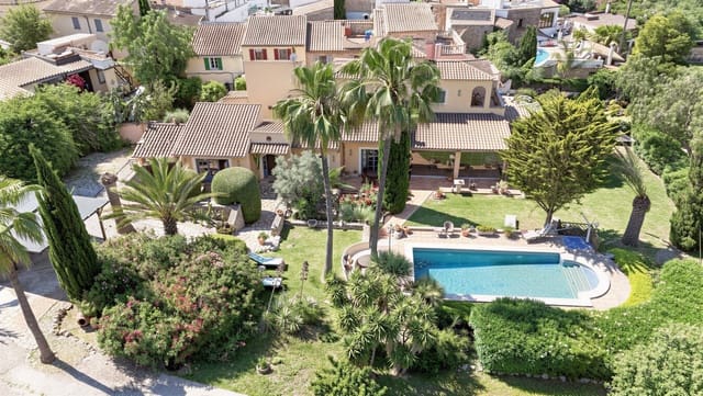 4 soveværelse Finca/Landehus til salg i Andratx med swimmingpool garage - € 1.650.000 (Ref: 9863632)