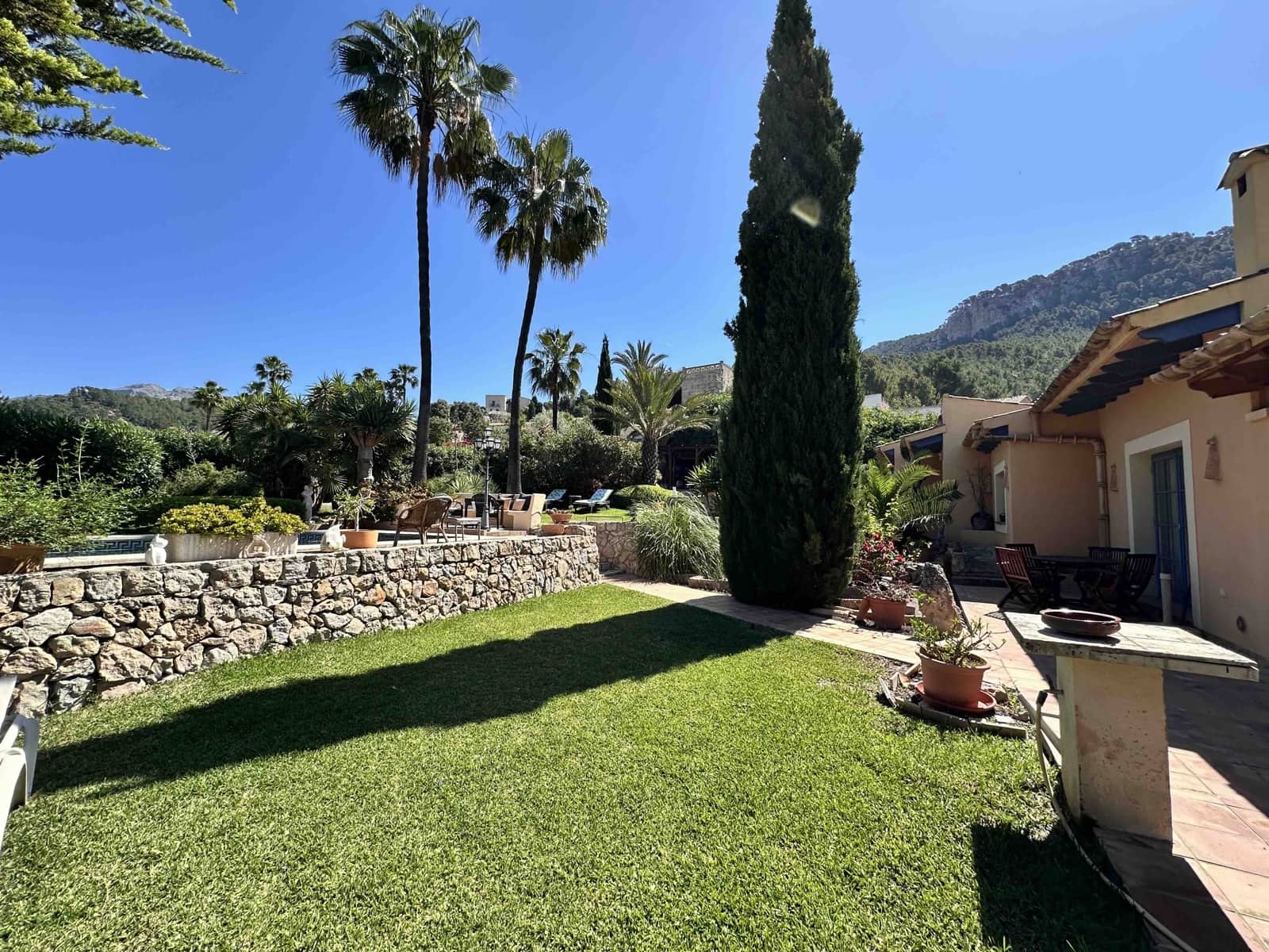 4 soveværelse Finca/Landehus til salg i Andratx med swimmingpool garage - € 1.650.000 (Ref: 9863632)
