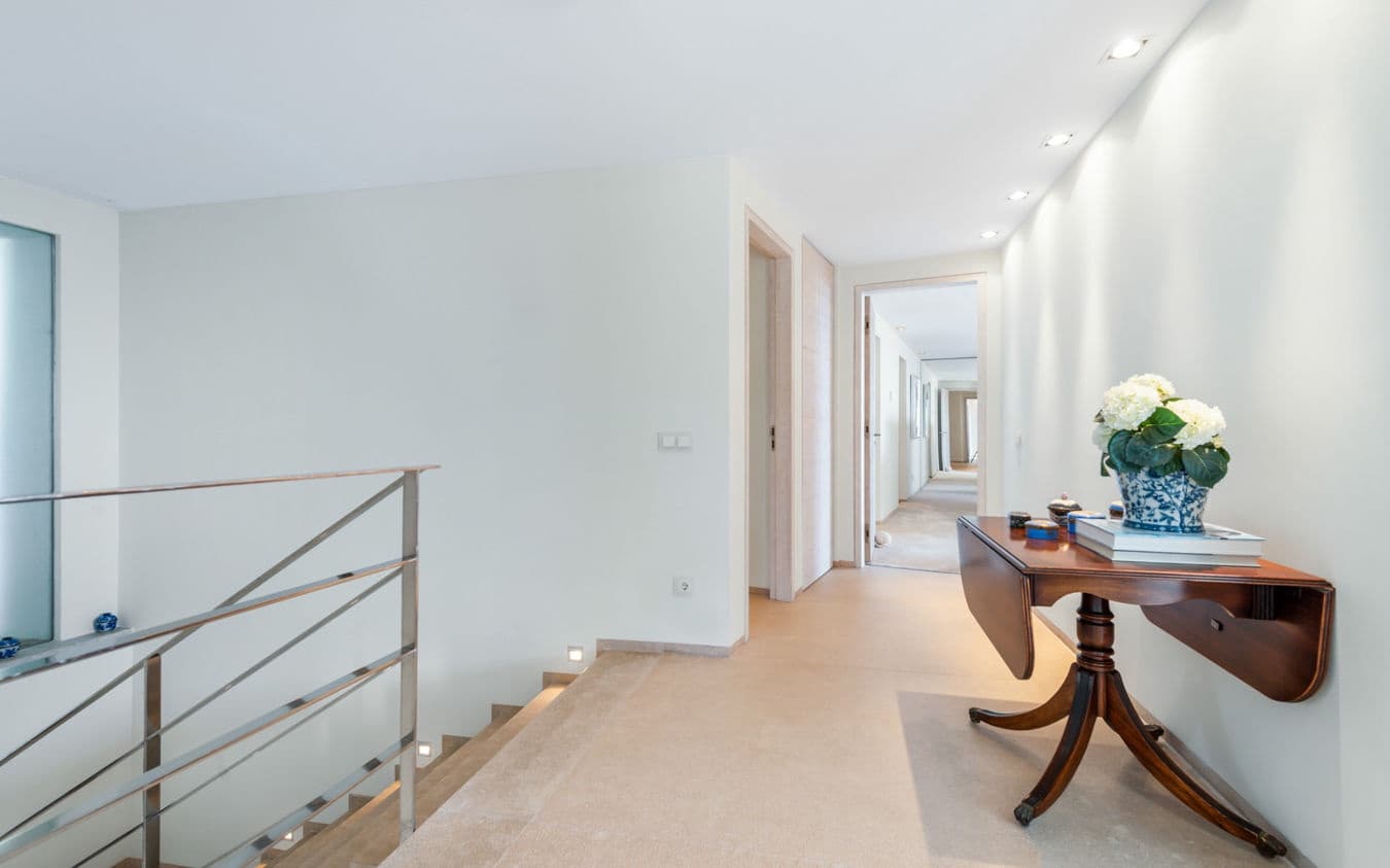 3 soveværelse Villa til salg i Santa Ponsa med swimmingpool garage - € 5.800.000 (Ref: 9863714)