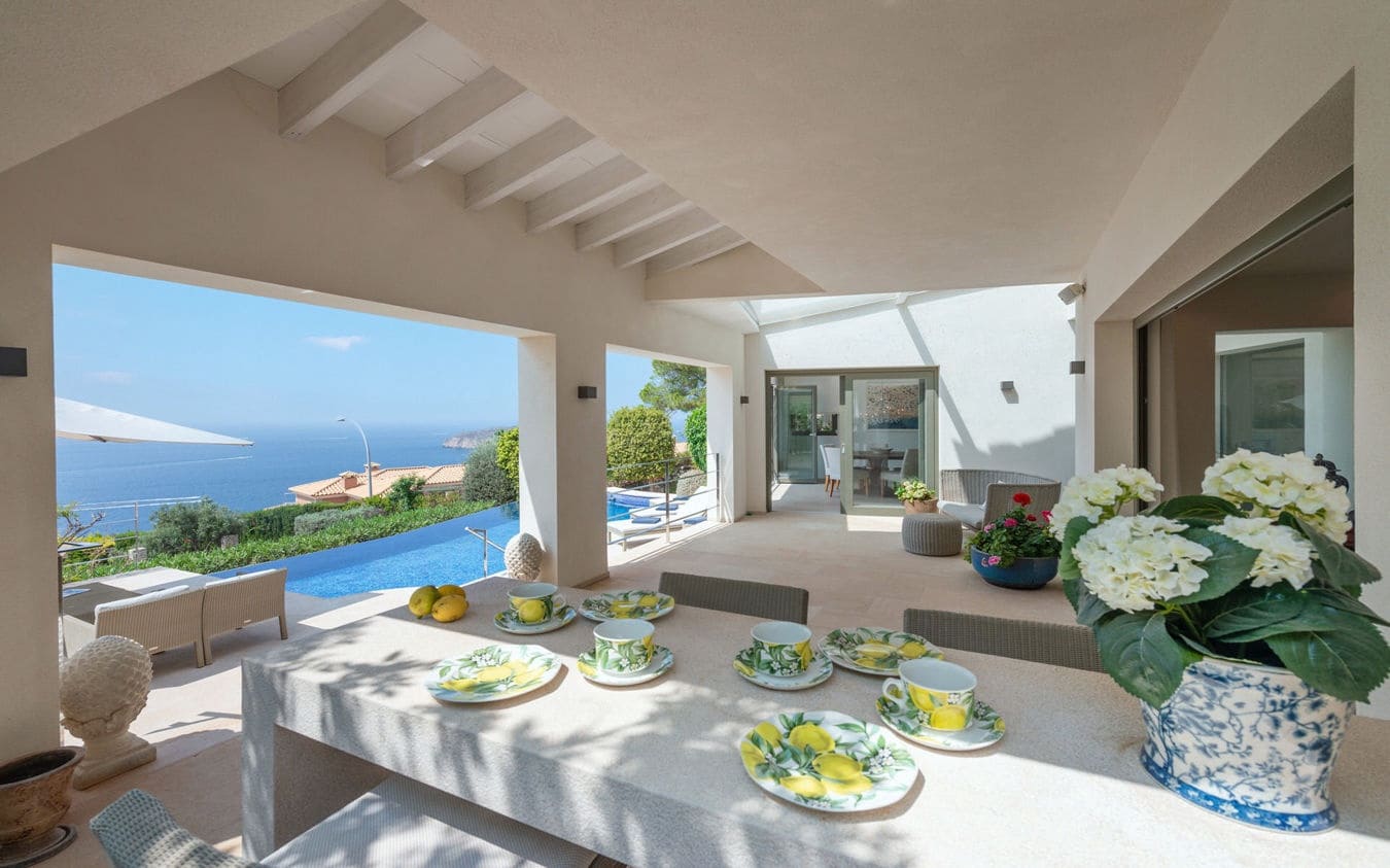 3 soveværelse Villa til salg i Santa Ponsa med swimmingpool garage - € 5.800.000 (Ref: 9863714)