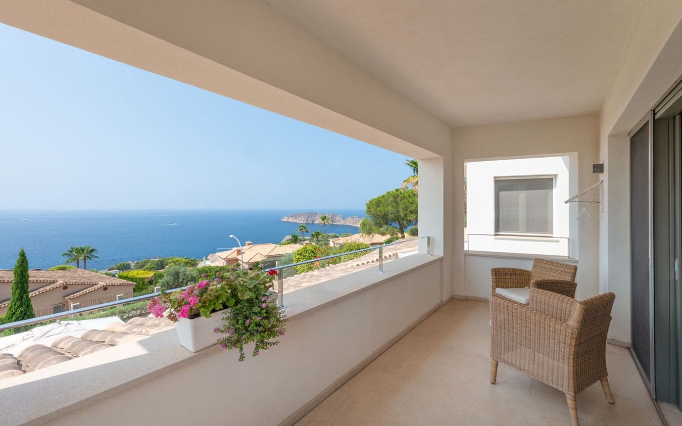 3 soveværelse Villa til salg i Santa Ponsa med swimmingpool garage - € 5.800.000 (Ref: 9863714)