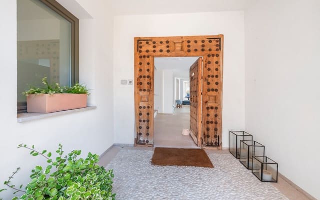 3 soveværelse Villa til salg i Santa Ponsa, Calvià med swimmingpool garage - € 5.800.000 (Ref: 9863714)