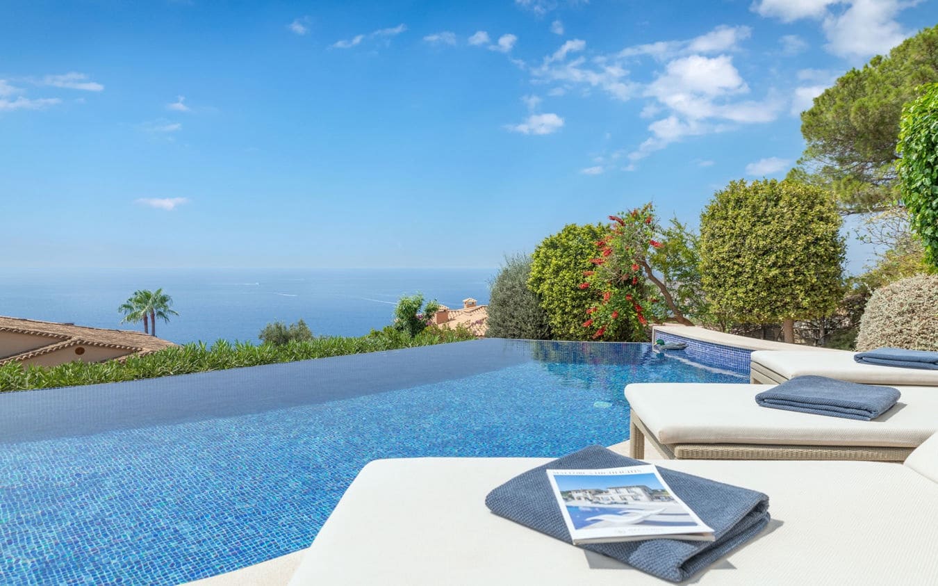 3 soveværelse Villa til salg i Santa Ponsa med swimmingpool garage - € 5.800.000 (Ref: 9863714)
