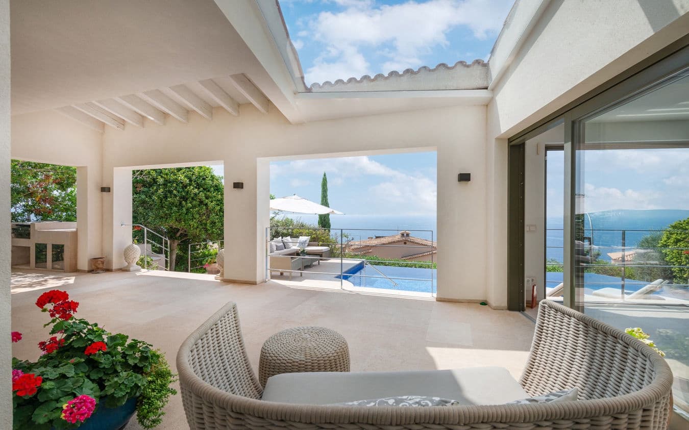 3 soveværelse Villa til salg i Santa Ponsa med swimmingpool garage - € 5.800.000 (Ref: 9863714)