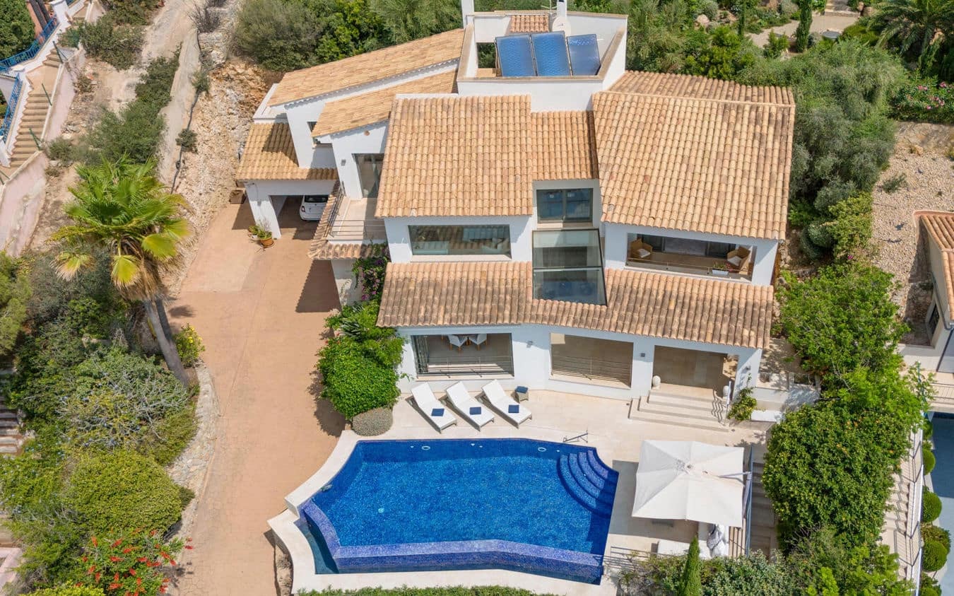 3 soveværelse Villa til salg i Santa Ponsa med swimmingpool garage - € 5.800.000 (Ref: 9863714)