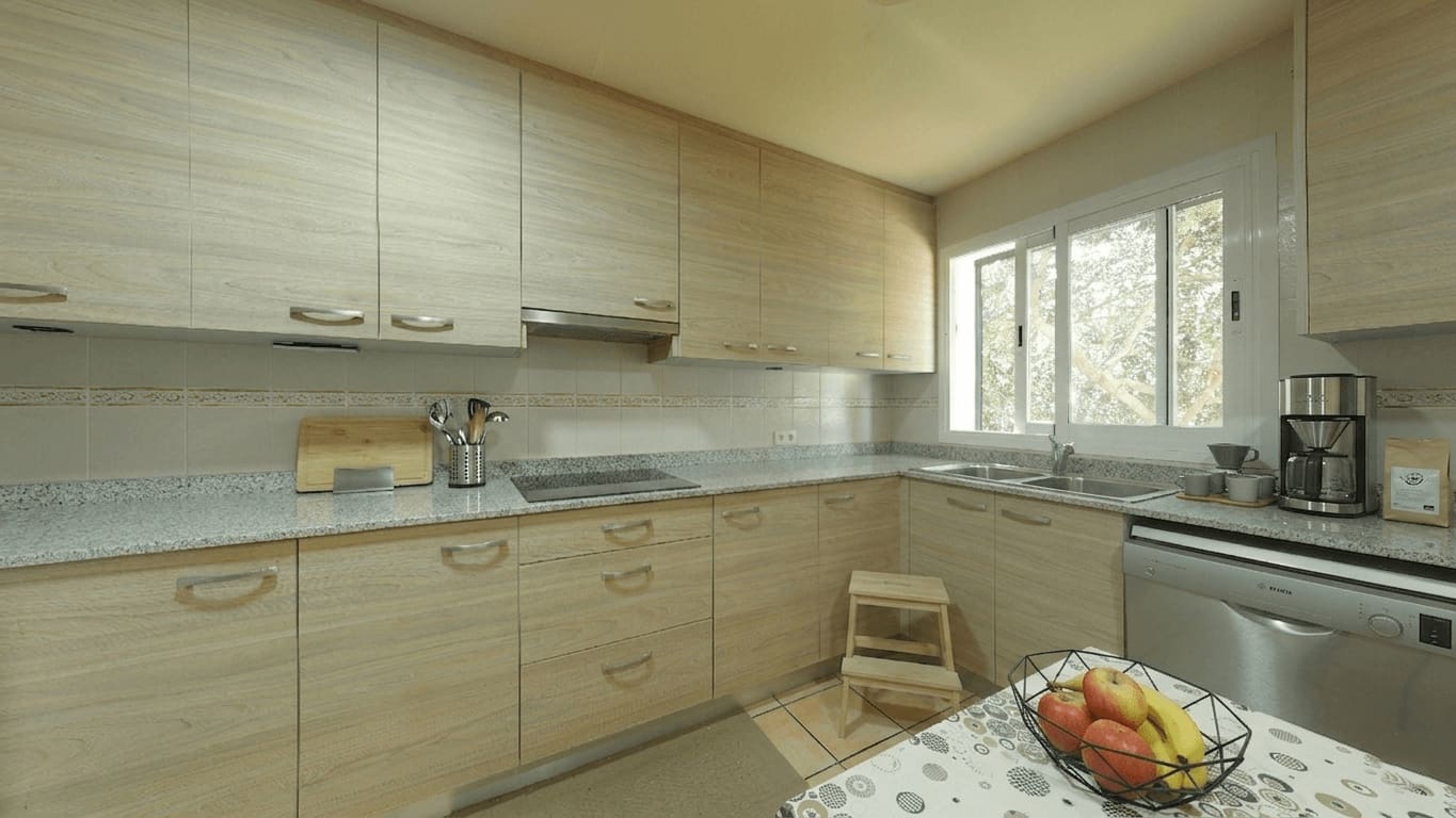 4 bedroom Bungalow for sale in Sa Coma with pool garage - € 749,000 (Ref: 9866195)