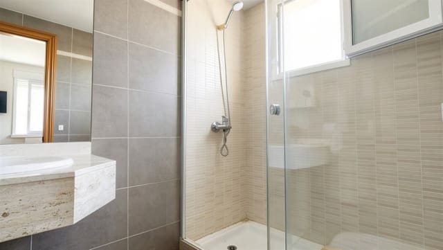 Apartamento de 3 habitaciones en Las Maravillas, Palma de Mallorca en alquiler con garaje - 2.000 € (Ref: 9879484)