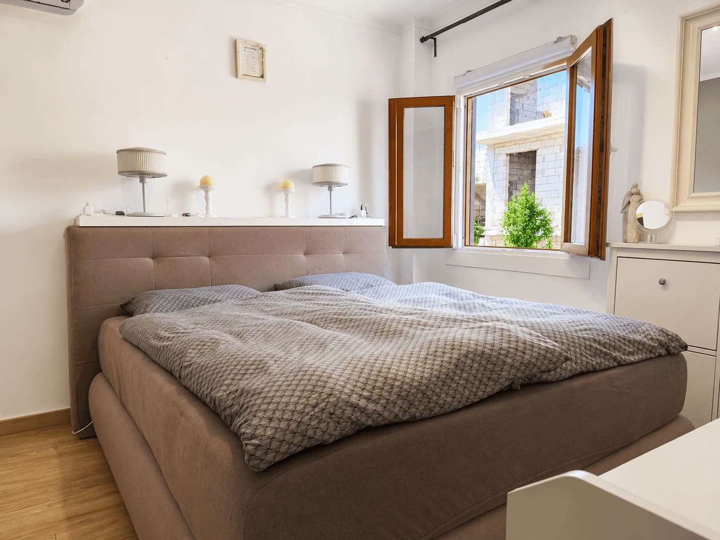 2 bedroom Apartment for sale in Son Servera - € 350,000 (Ref: 9880665)