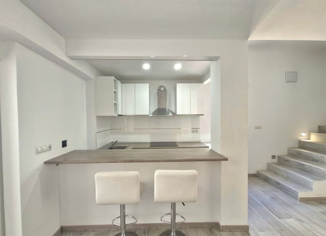 6 makuuhuone Omakotitalo myytävänä paikassa Peguera / Paguera, Calvià - 770 000 € (Ref: 9883580)