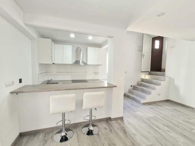 6 makuuhuone Omakotitalo myytävänä paikassa Peguera / Paguera, Calvià - 770 000 € (Ref: 9883580)