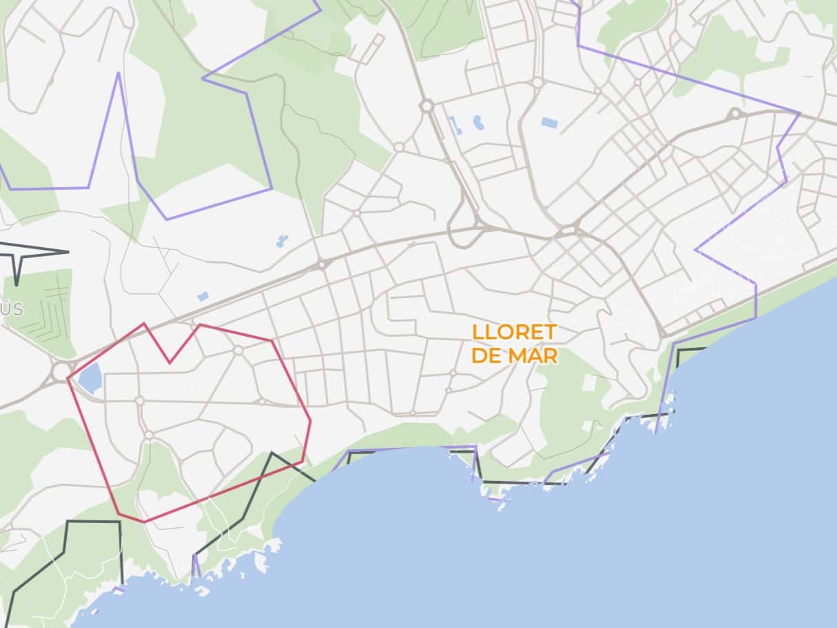 3 sypialnia Apartament na sprzedaż w Lloret de Mar z basenem garażem - 385 000 € (Ref: 9889360)