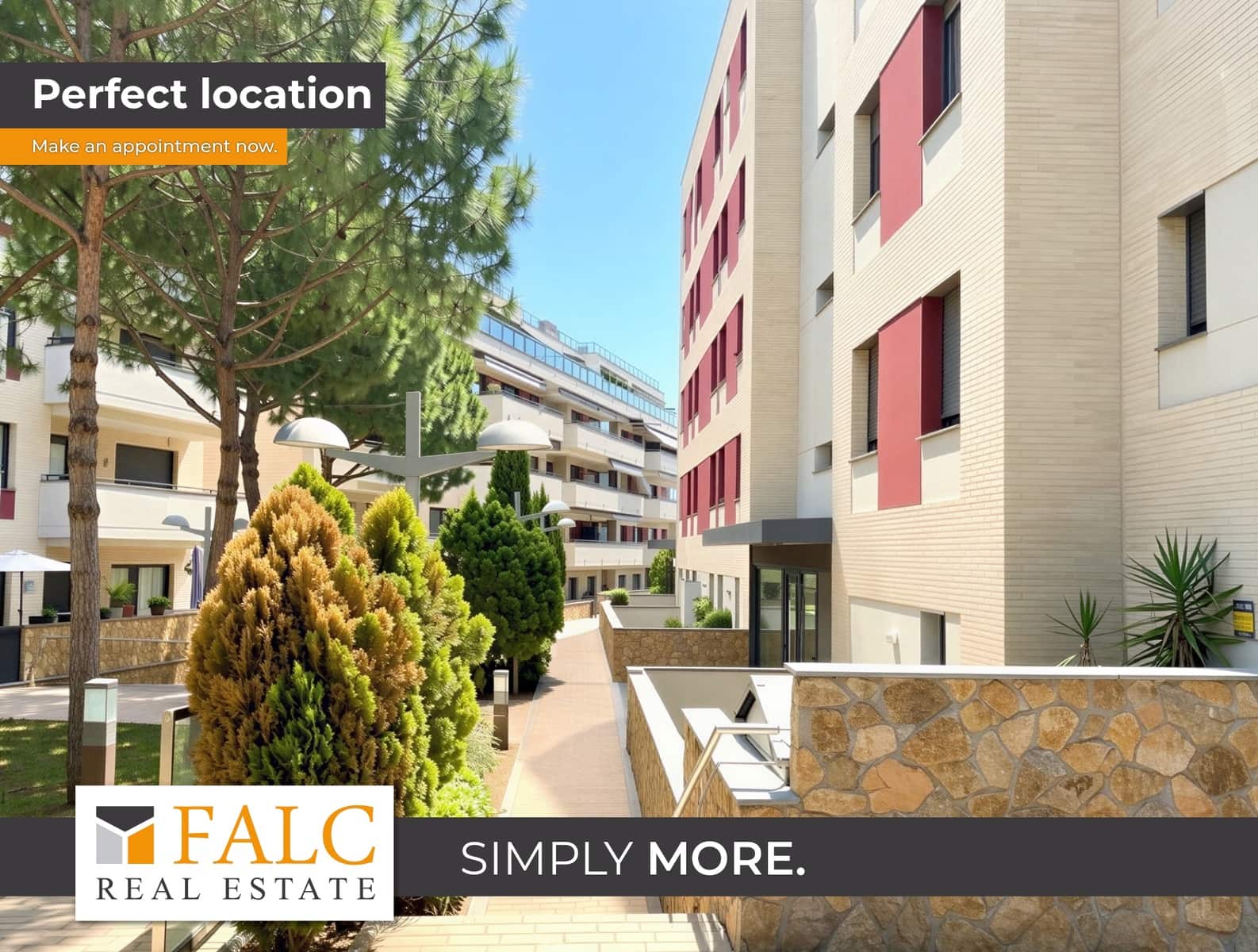 3 sypialnia Apartament na sprzedaż w Lloret de Mar z basenem garażem - 385 000 € (Ref: 9889360)