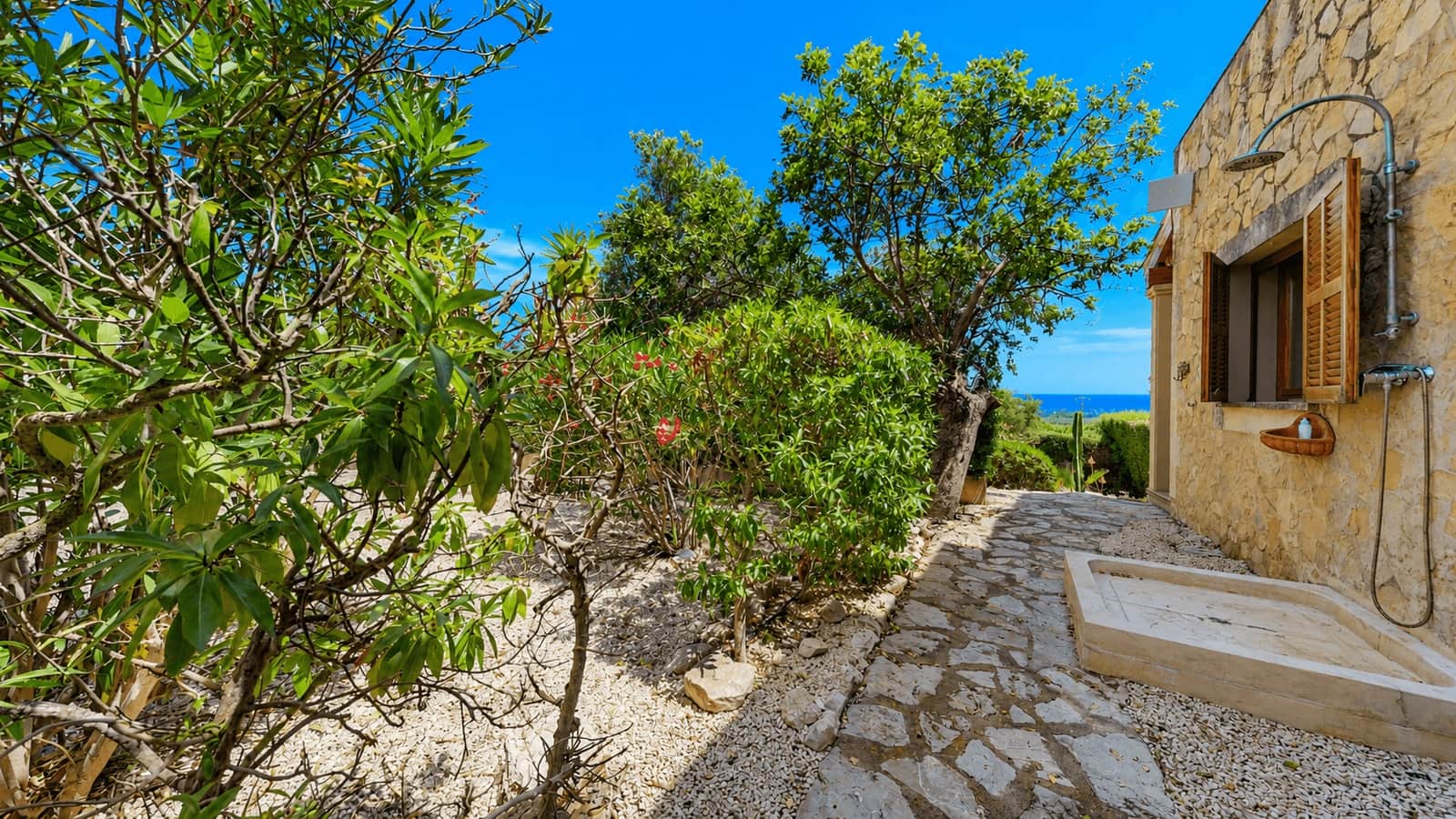 4 slaapkamer Finca/Landhuis te koop in Cala Millor met zwembad garage - € 1.495.000 (Ref: 9889518)