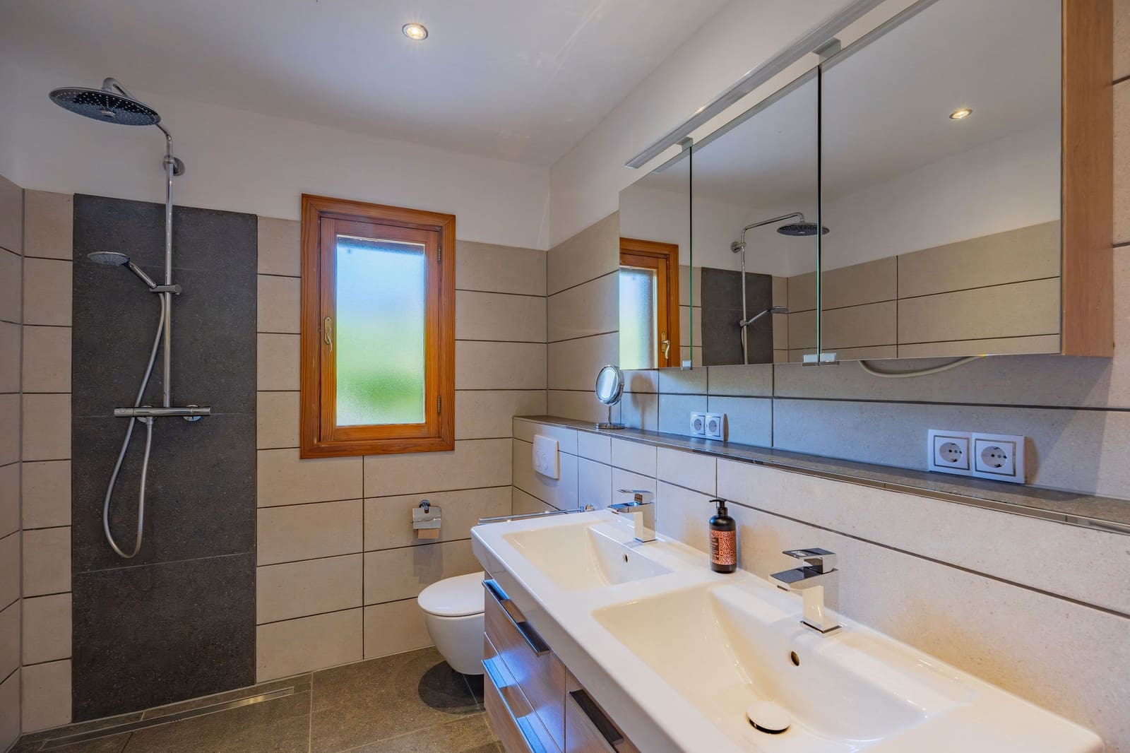 4 slaapkamer Finca/Landhuis te koop in Cala Millor met zwembad garage - € 1.495.000 (Ref: 9889518)