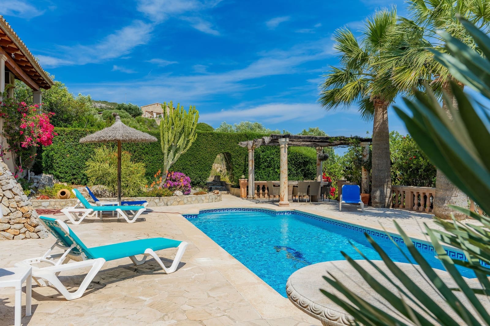 4 slaapkamer Finca/Landhuis te koop in Cala Millor met zwembad garage - € 1.495.000 (Ref: 9889518)