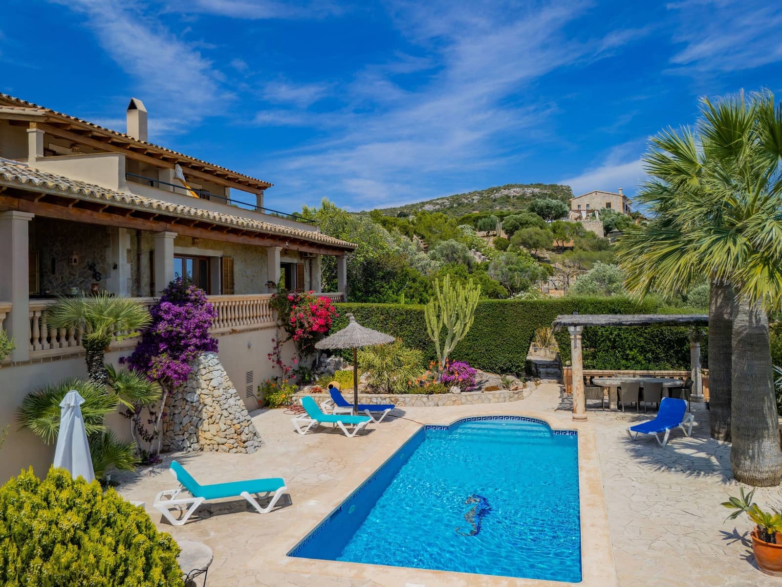 4 slaapkamer Finca/Landhuis te koop in Cala Millor met zwembad garage - € 1.495.000 (Ref: 9889518)