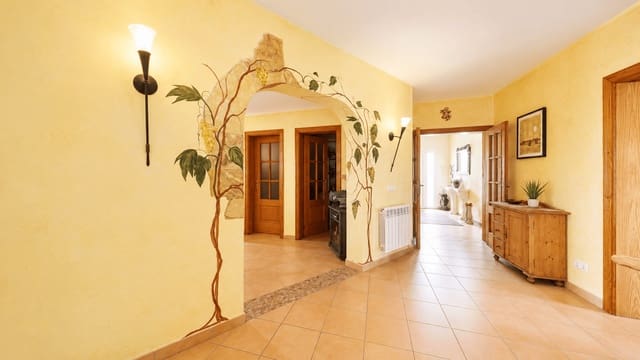 3 Zimmer Finca/Landgut zu verkaufen in Llucmajor mit Pool Garage - 1.490.000 € (Ref: 9895430)